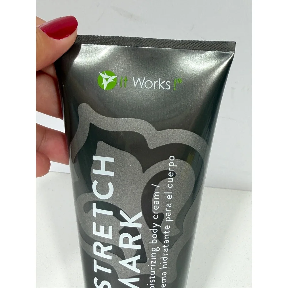 It Works! Stretch Mark Moisturizing Body Cream 6 oz US212 New Sealed